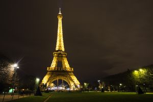 eiful tower 2 sm.jpg